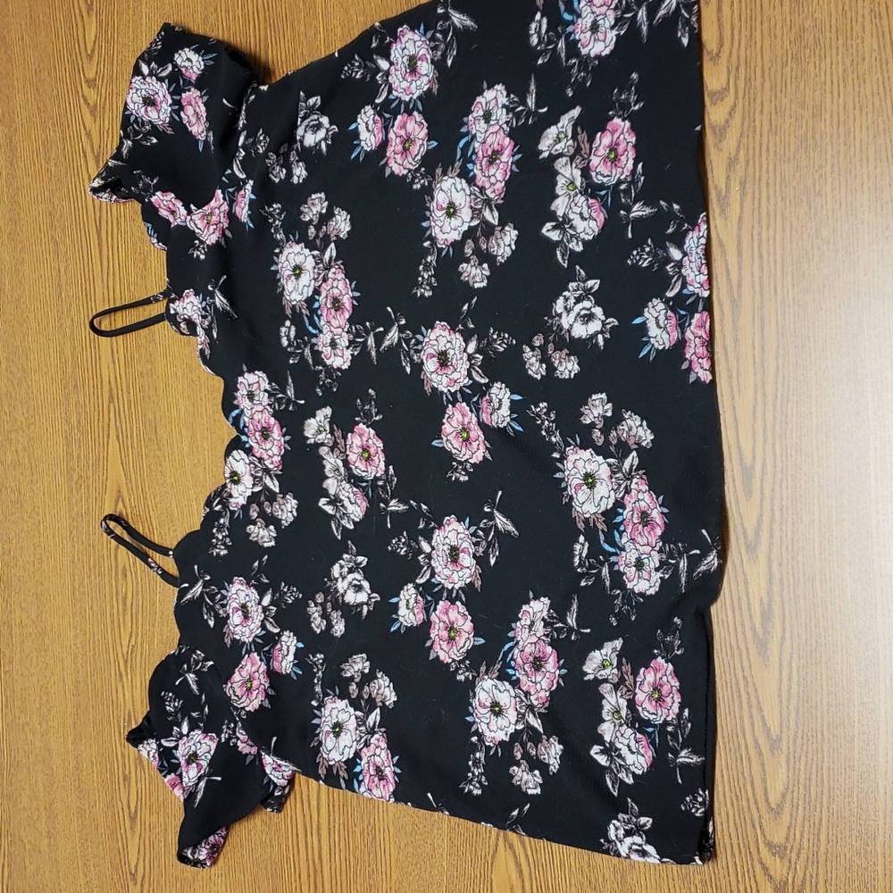Rags to Wishes Cold Shoulder Top size 1x